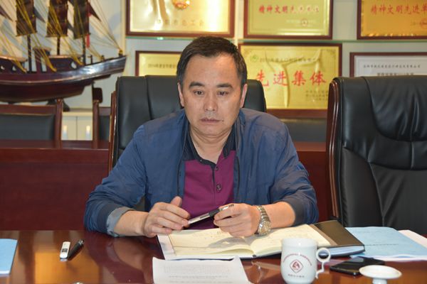 3.公司總經(jīng)理助理、交通市政設(shè)計(jì)院院長(zhǎng)、工程總承包事業(yè)部總經(jīng)理?xiàng)钗恼鞒謺?huì)議.jpg