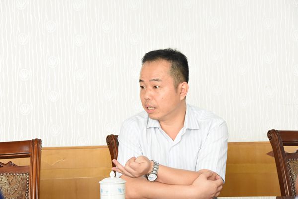 3.洛陽市住房和城鄉(xiāng)建設(shè)委員會副主任、黨組成員易勛對學會下一階段工作開展作重要指示.jpg