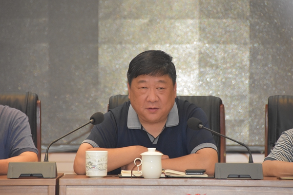 3.公司董事長、總經(jīng)理曹紅普針對機關(guān)部門工作現(xiàn)狀作總結(jié)性指示.jpg