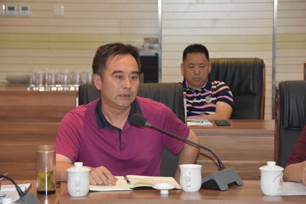 5.公司副總經(jīng)理楊文正發(fā)表講話.jpg